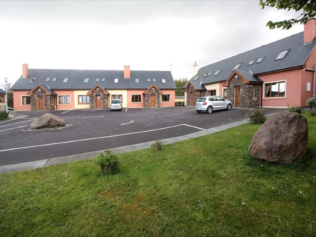 Tralee Bay Holiday Village Castlegregory Exterior foto